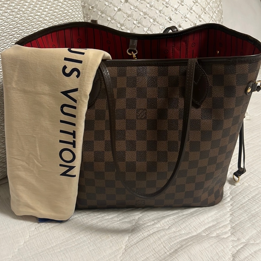 Louis Vuitton Neverfull MM